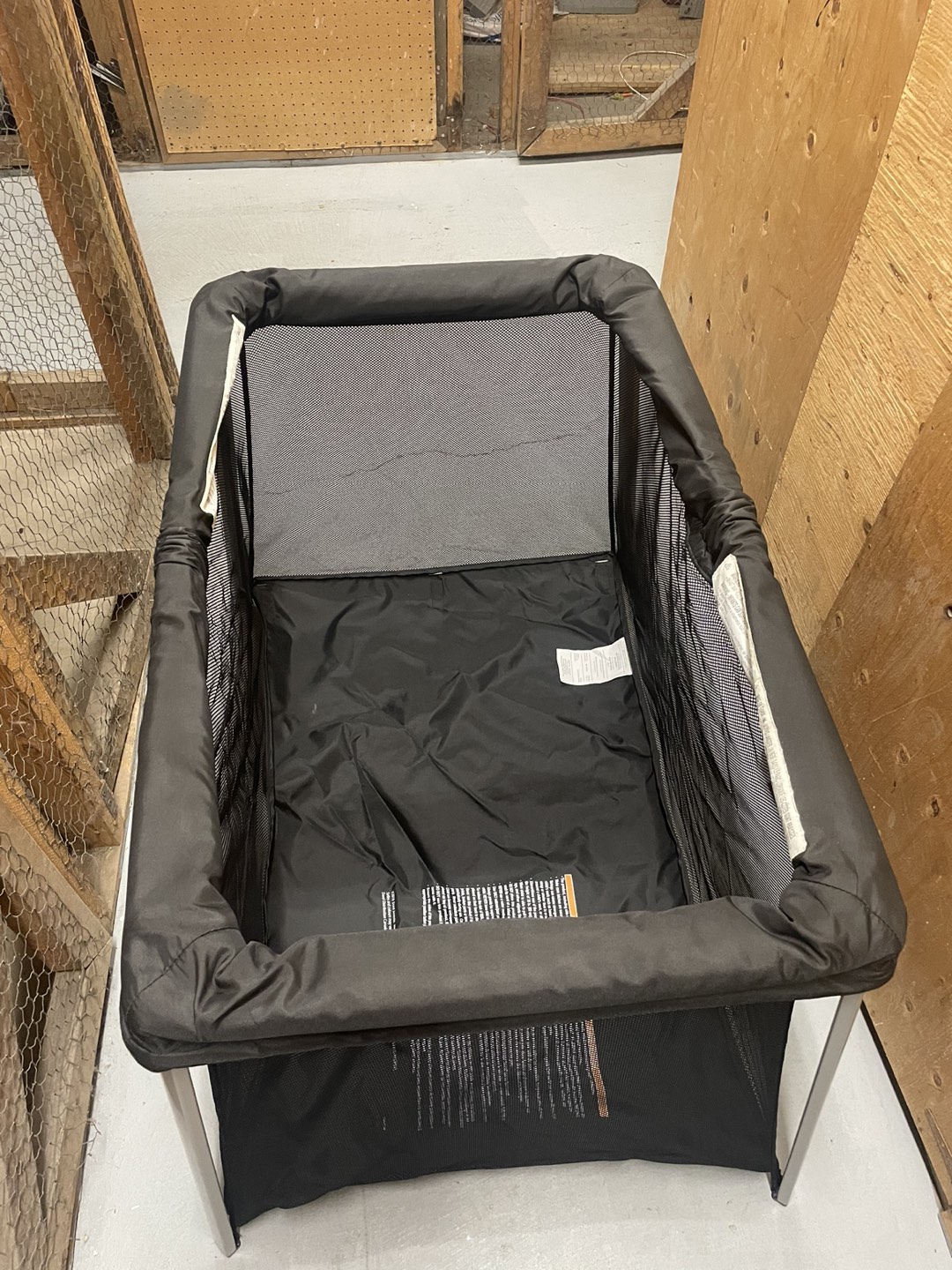 Cosco Easy Go Travel Playard - photo 2