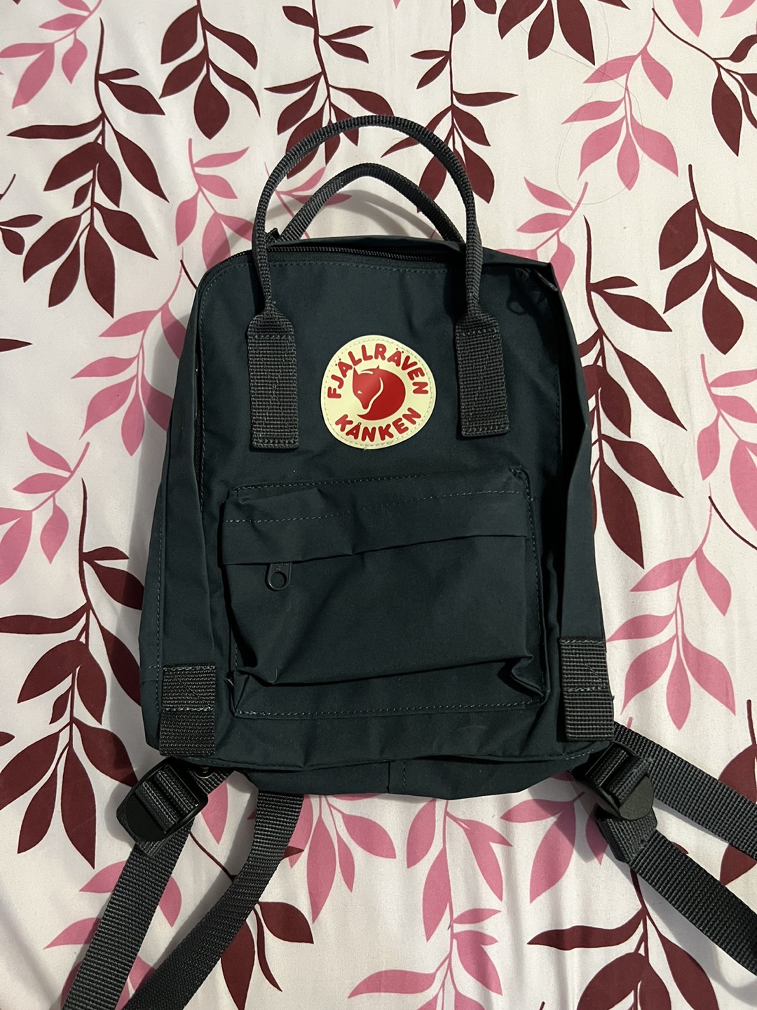 Navy FJÄLLRÄVEN KÅNKEN mini backpack