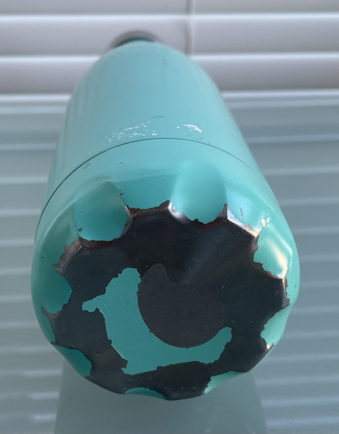 S’well water bottles image indicator(5)