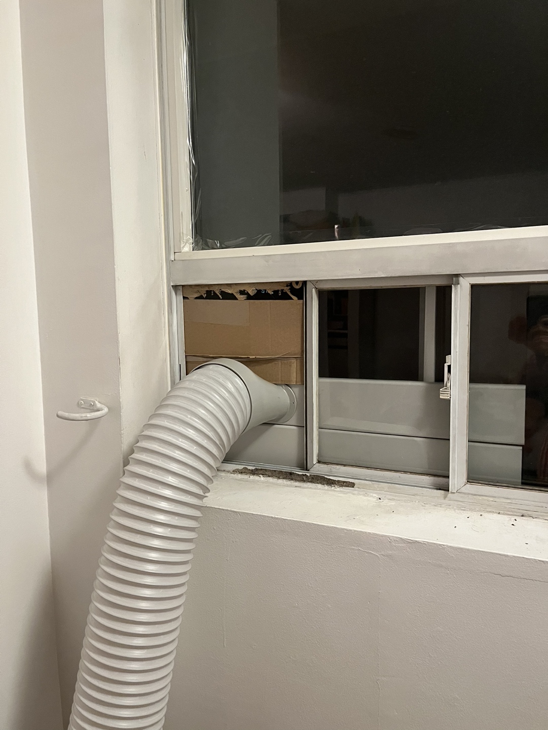 Insignia Portable Air Conditioner - 10000 BTU (SACC 6500 BTU) - photo 2