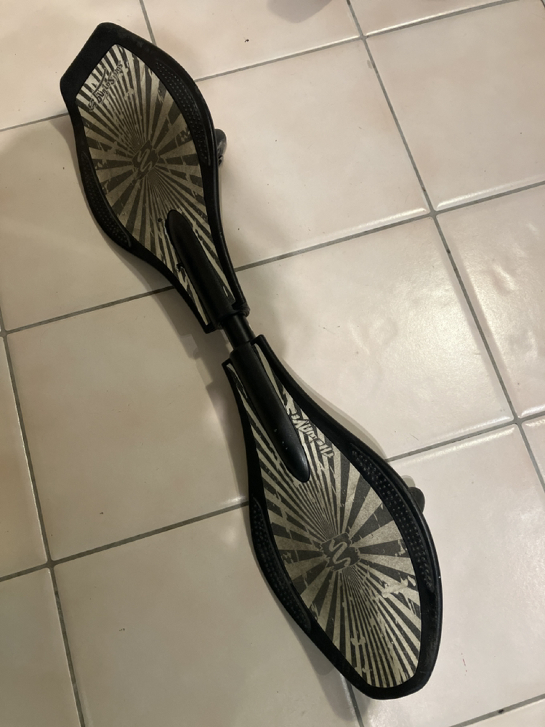 Skate board