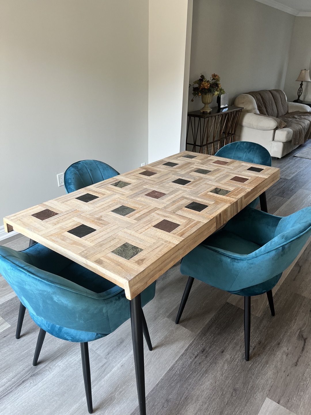 Structube Sarla Dining Table and Chairs thumbnail