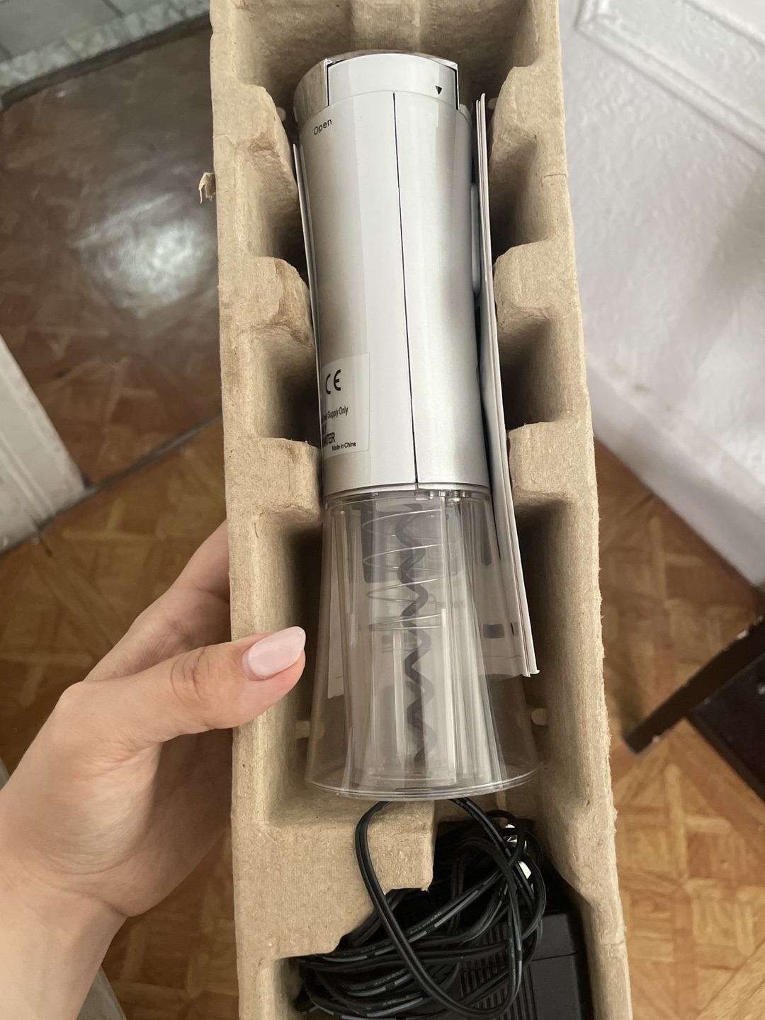 Electric wine opener - photo 3