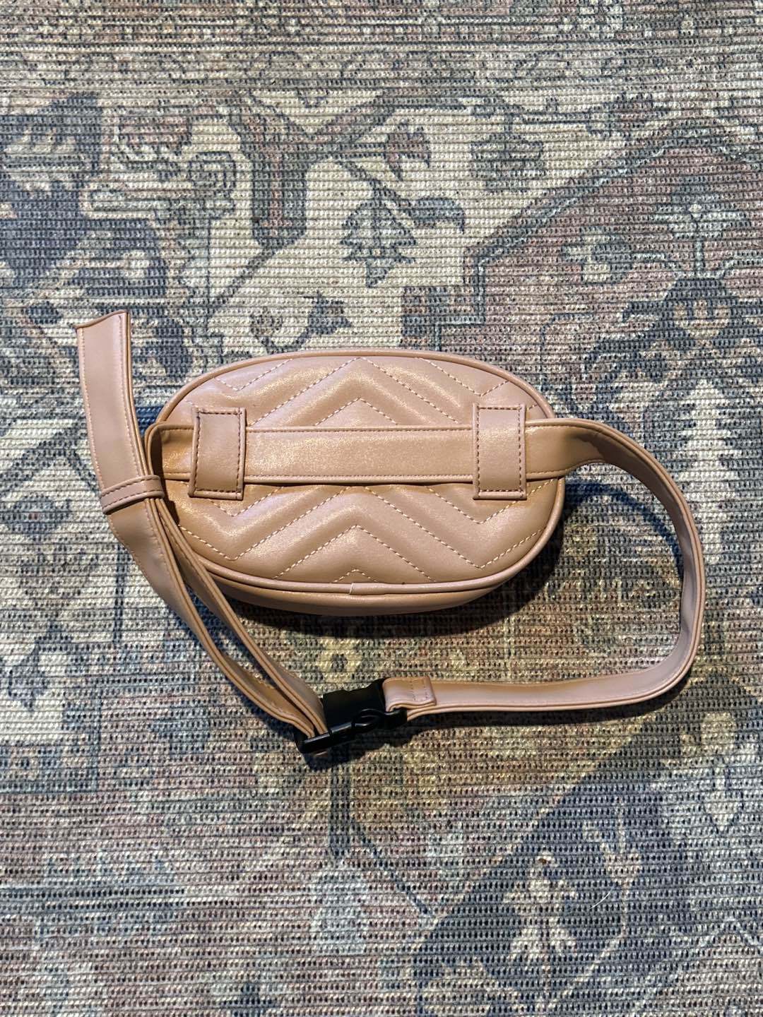 Small Waist Bag 👛 image indicator(3)