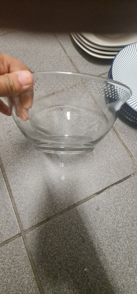 Big serving glass bowl  - photo 3