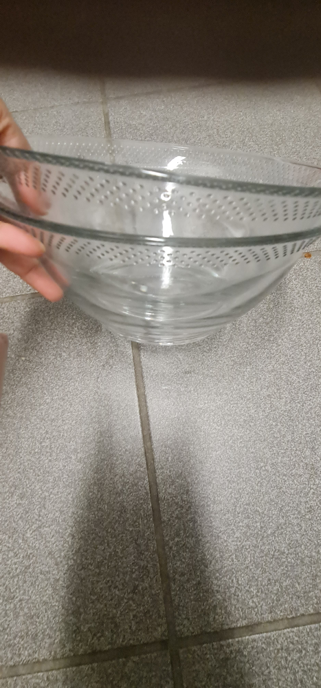 Big serving glass bowl  - photo 4