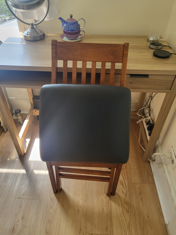 folding wooden chair like new,moving sale - photo 2