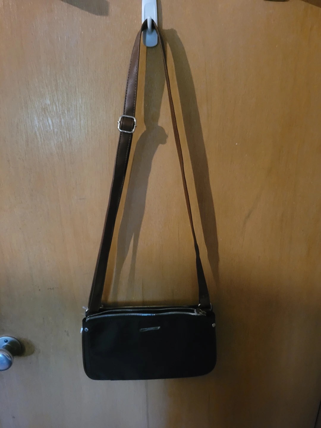 BNWT Roots Purse - photo 3