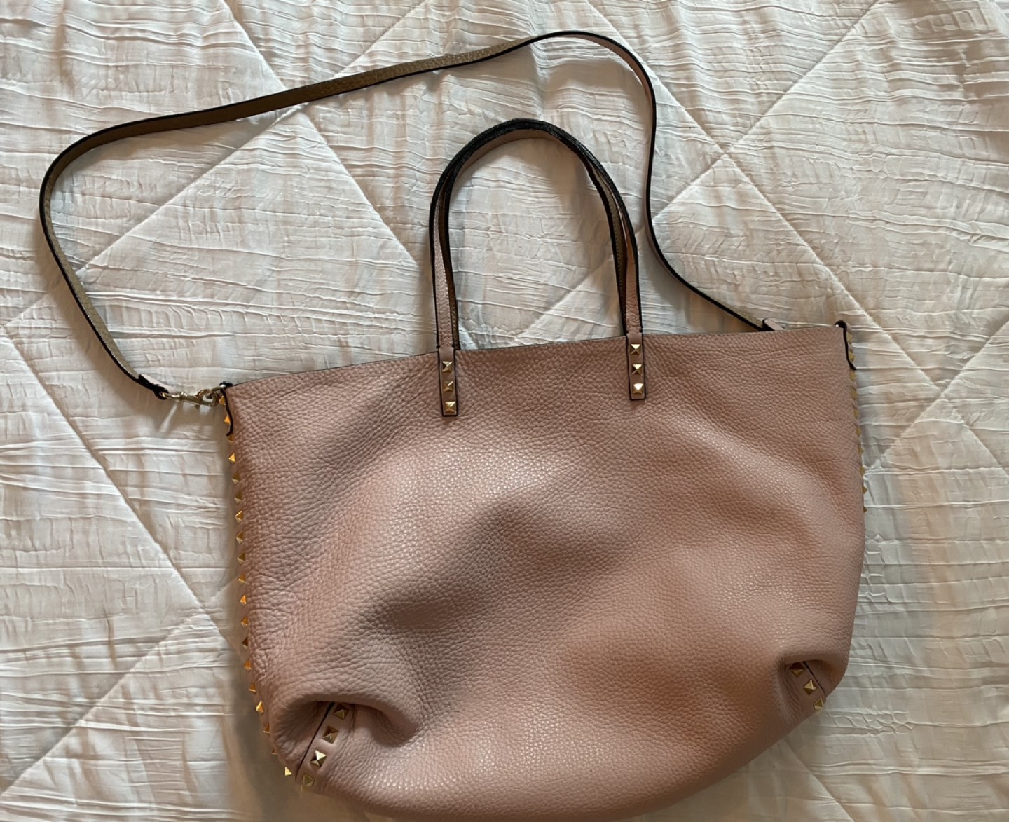 Valentino Rockstud Reversible Nude/Pink Leather Tote Bag image indicator(3)