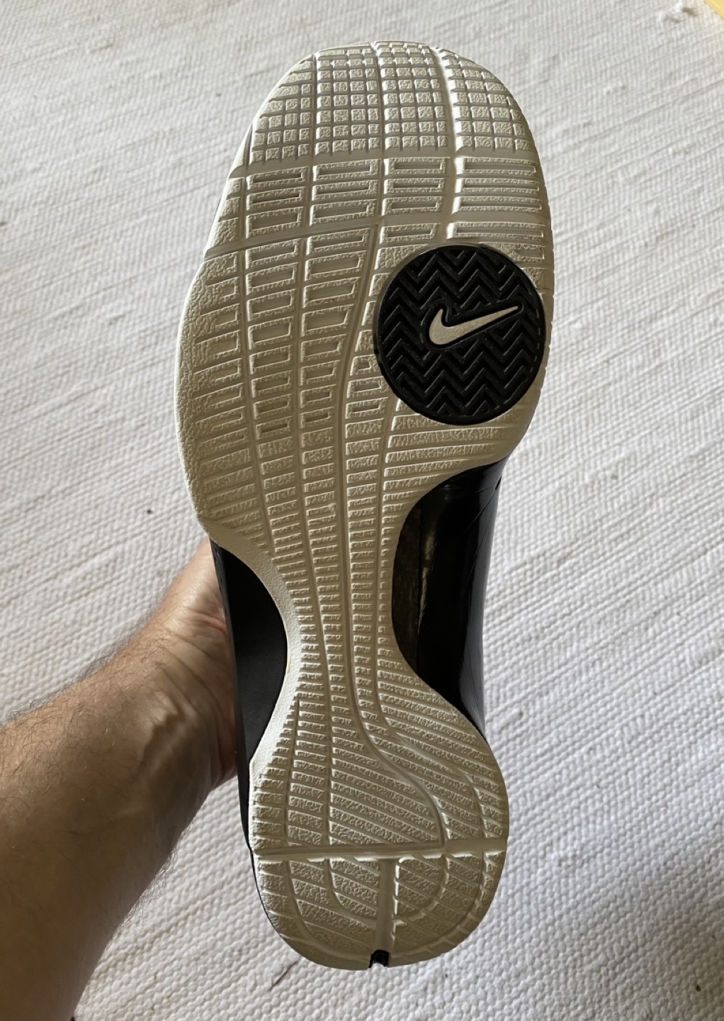 Nike Men’s US Size 12 Hyperdunk Basketball shoe image indicator(2)