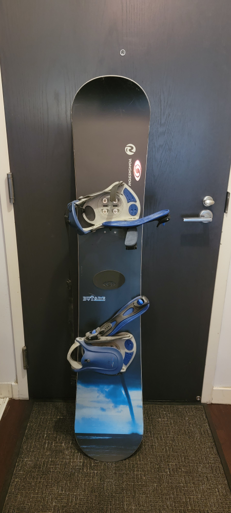 Snowboard, length = 59in / 149 cm