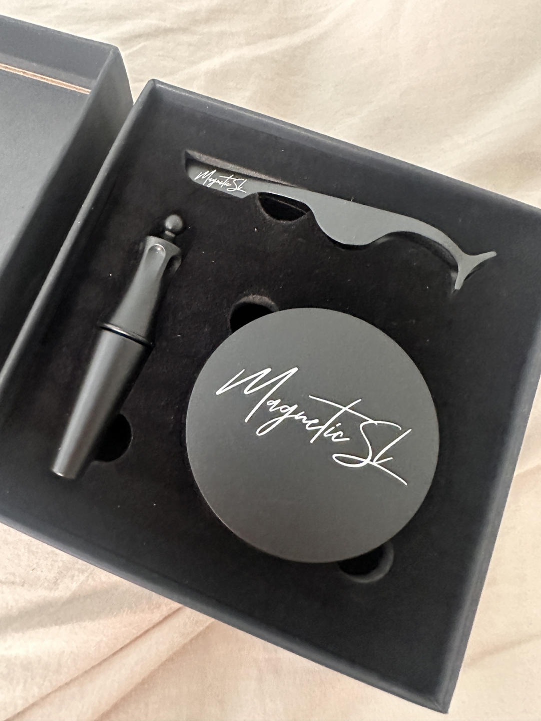#freecycle- Never used Magnetic eyelash set - photo 2