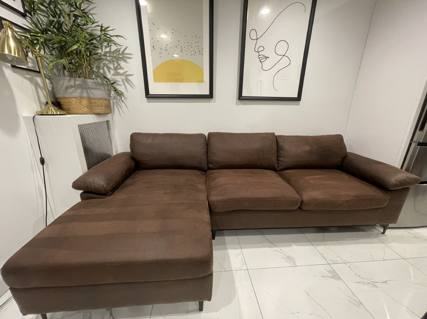 Faux leather sofa with chaise - photo 2