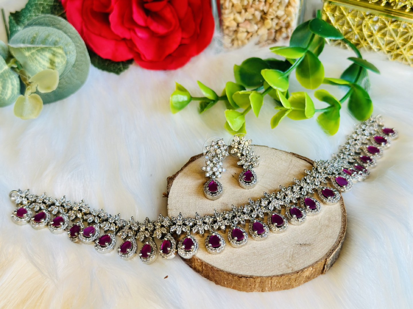 American diamonds necklace with rubies image indicator(6)