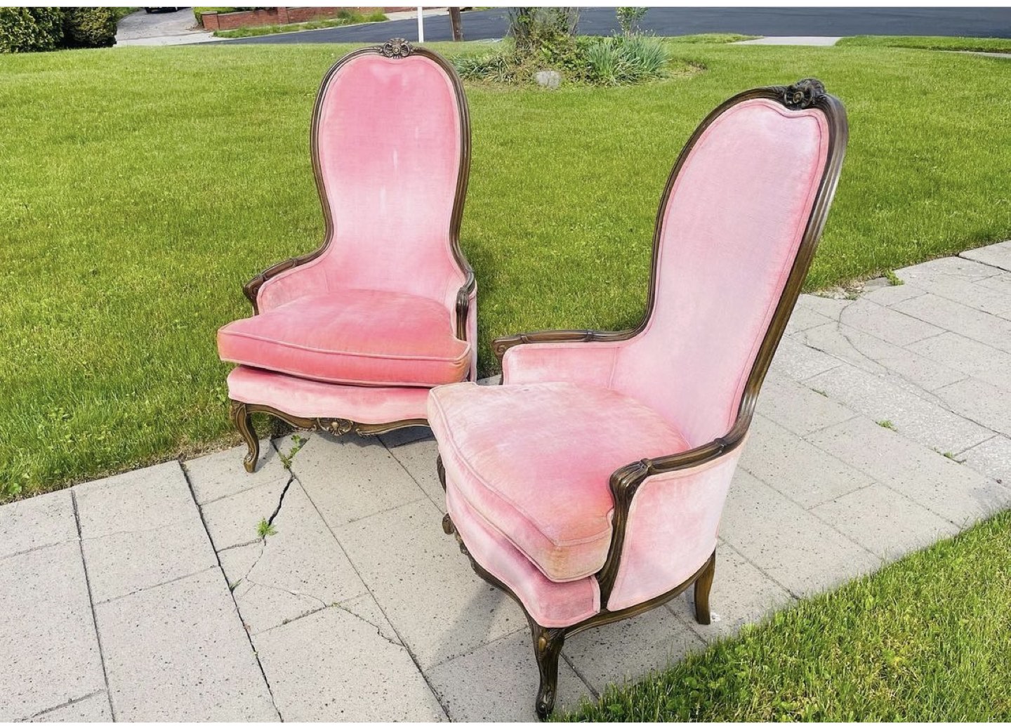 Pair of Vintage High Back Victorian Pink Armchairs - photo 4