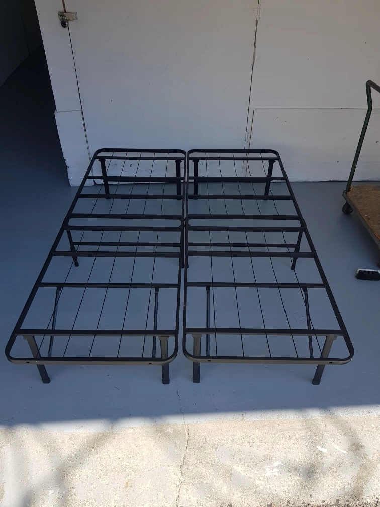 Double size matel frame thumbnail