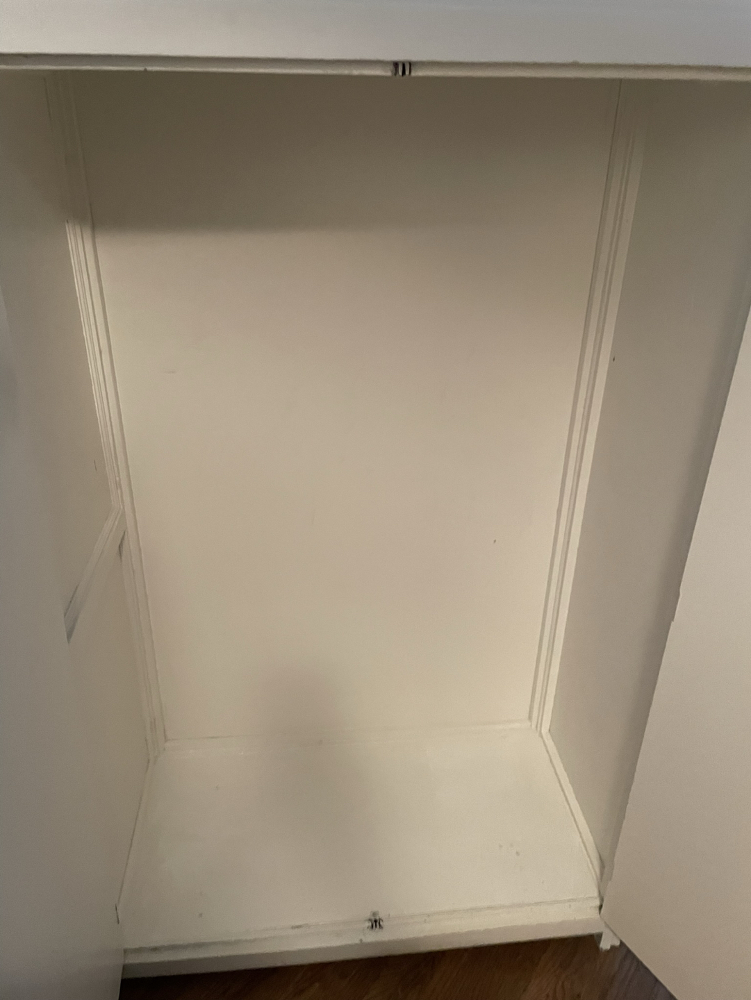 Cupboard/Wardrobe - warm white image indicator(3)