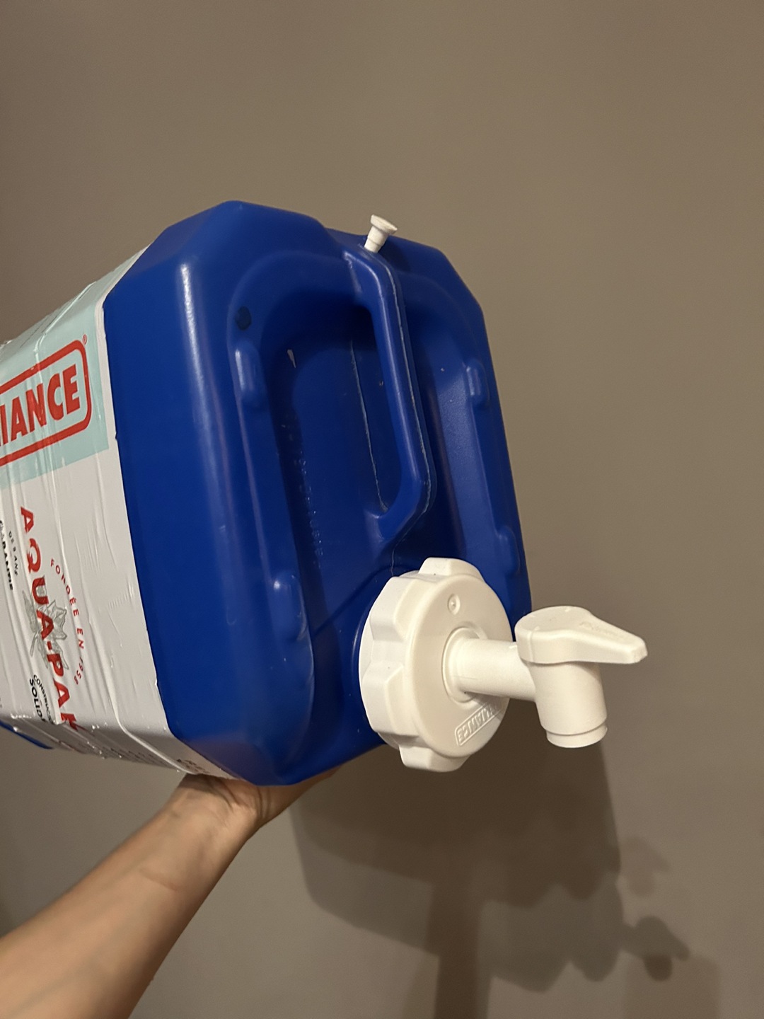10 liter water container for camping thumbnail