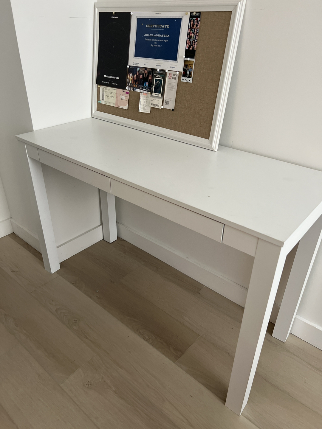 White Desk - photo 2