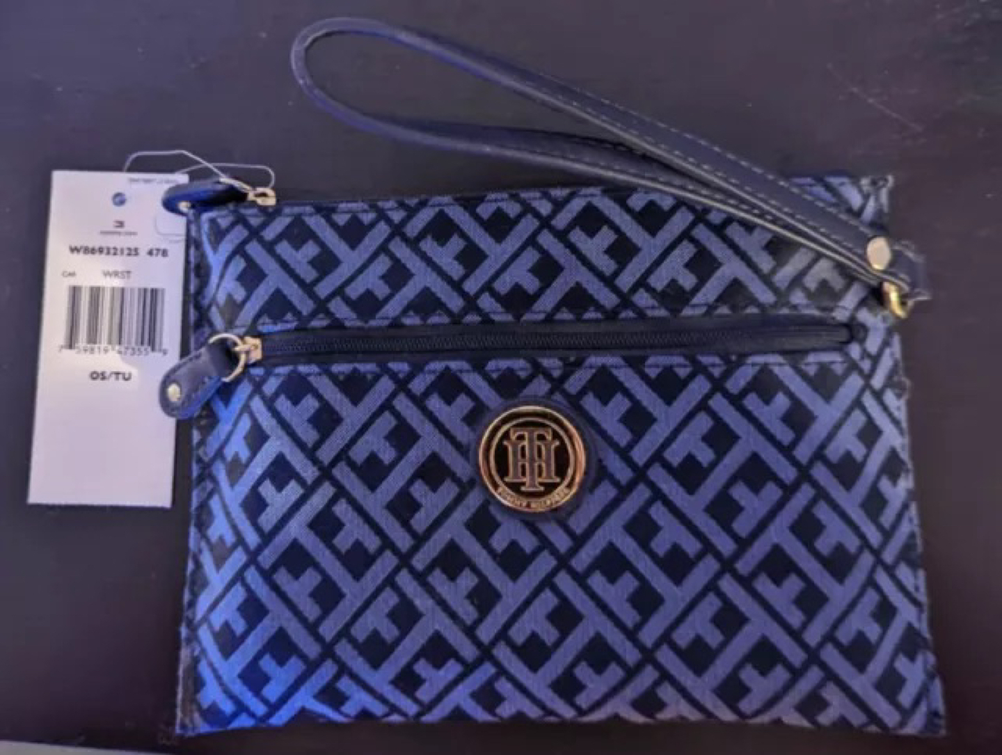 Brand New Tommy Hilfiger wristlet