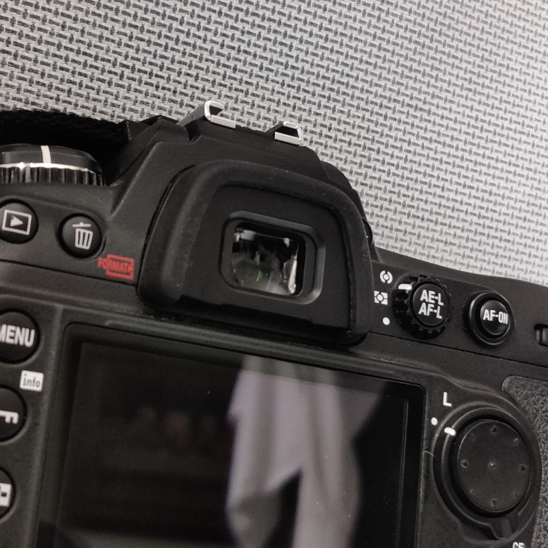 Nikon D300 DSLR - photo 3