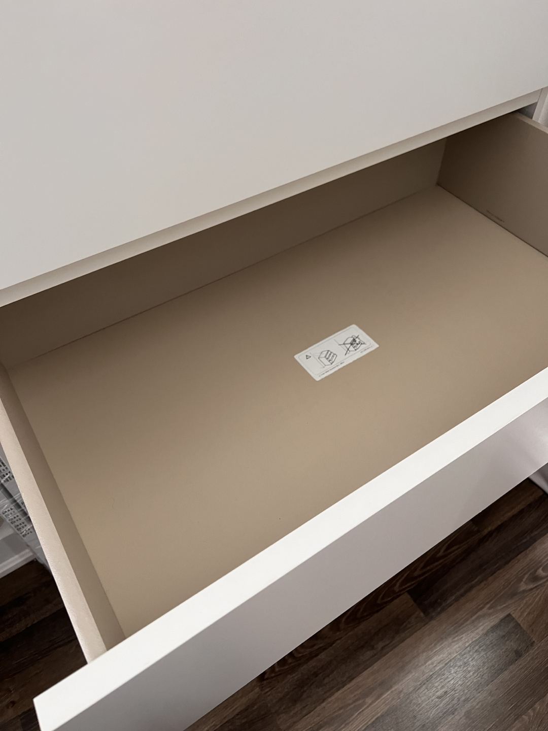 Ikea Malm 6-drawer Dresser - photo 3