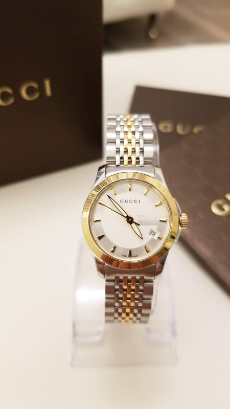 🔥🔥🔥$$$ $1400 Gucci watch