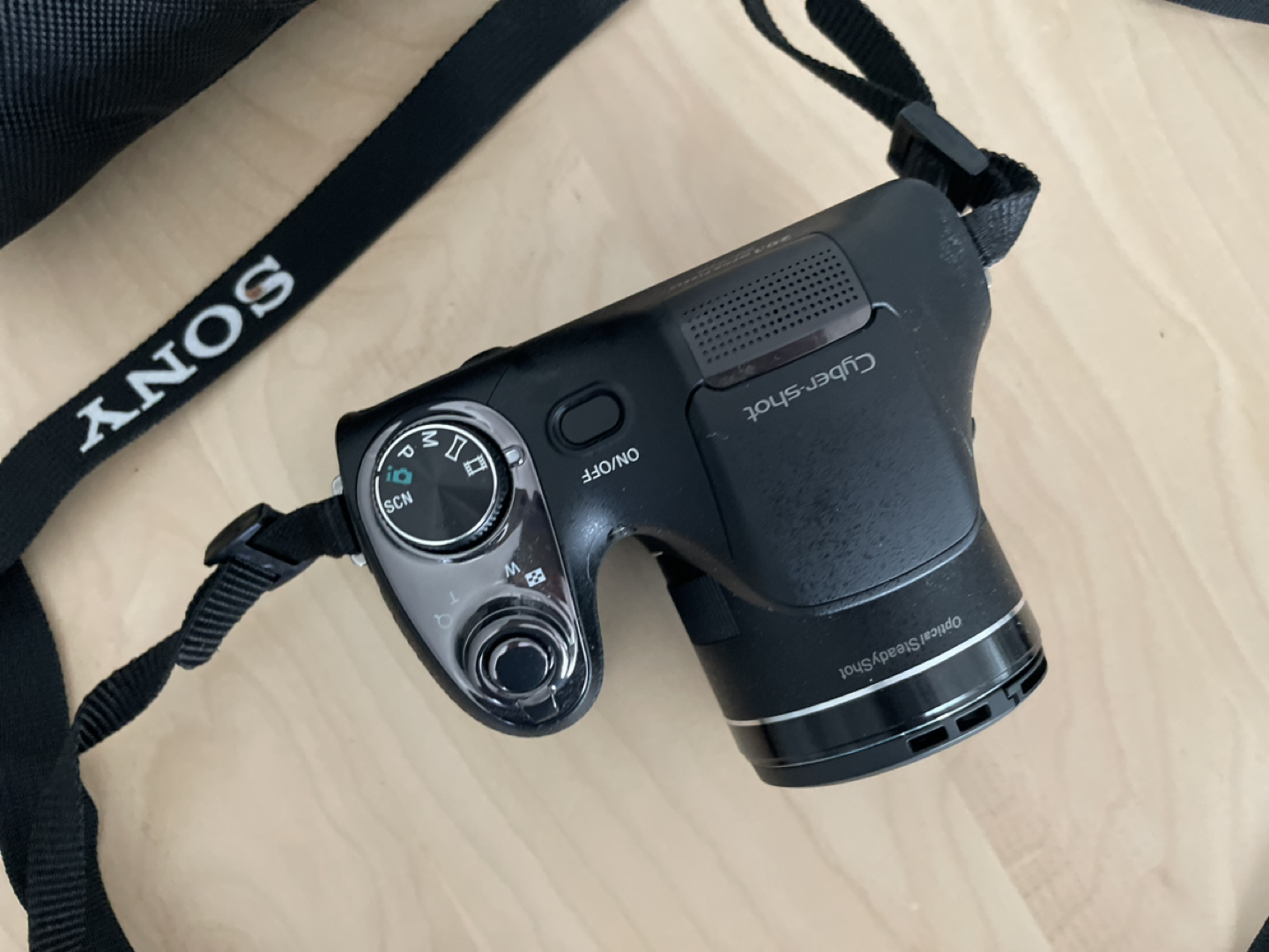 Sony Cyber-Shot DSC-H300 20.1MP Camera - photo 2