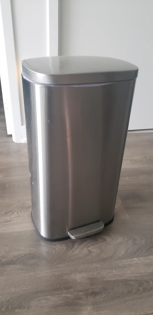Steel Step On Stainless Trash Can

 - photo 2
