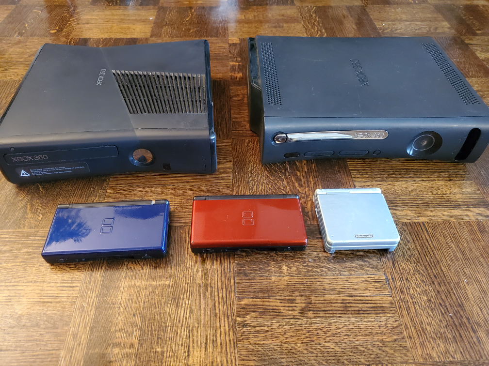 Games console lot thumbnail