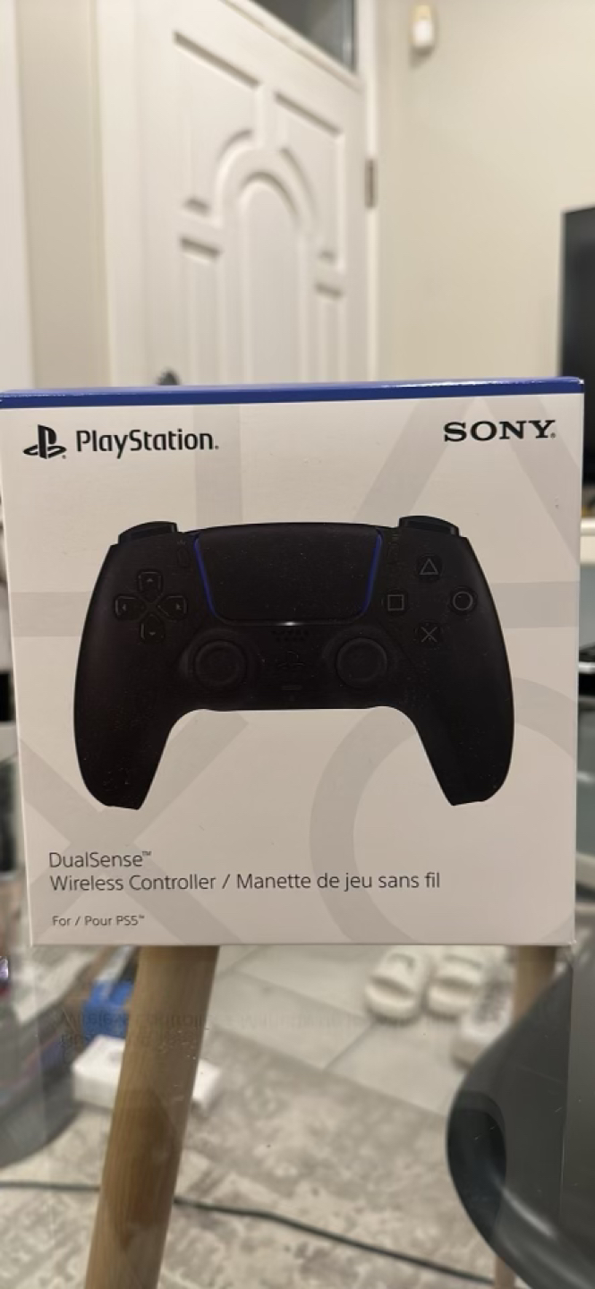 Console & headset thumbnail