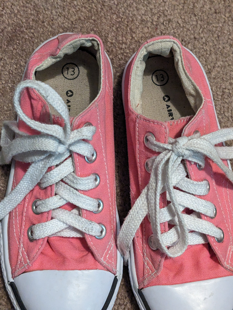 Girl's 'Airwalk' shoes size 13 $15 - photo 3