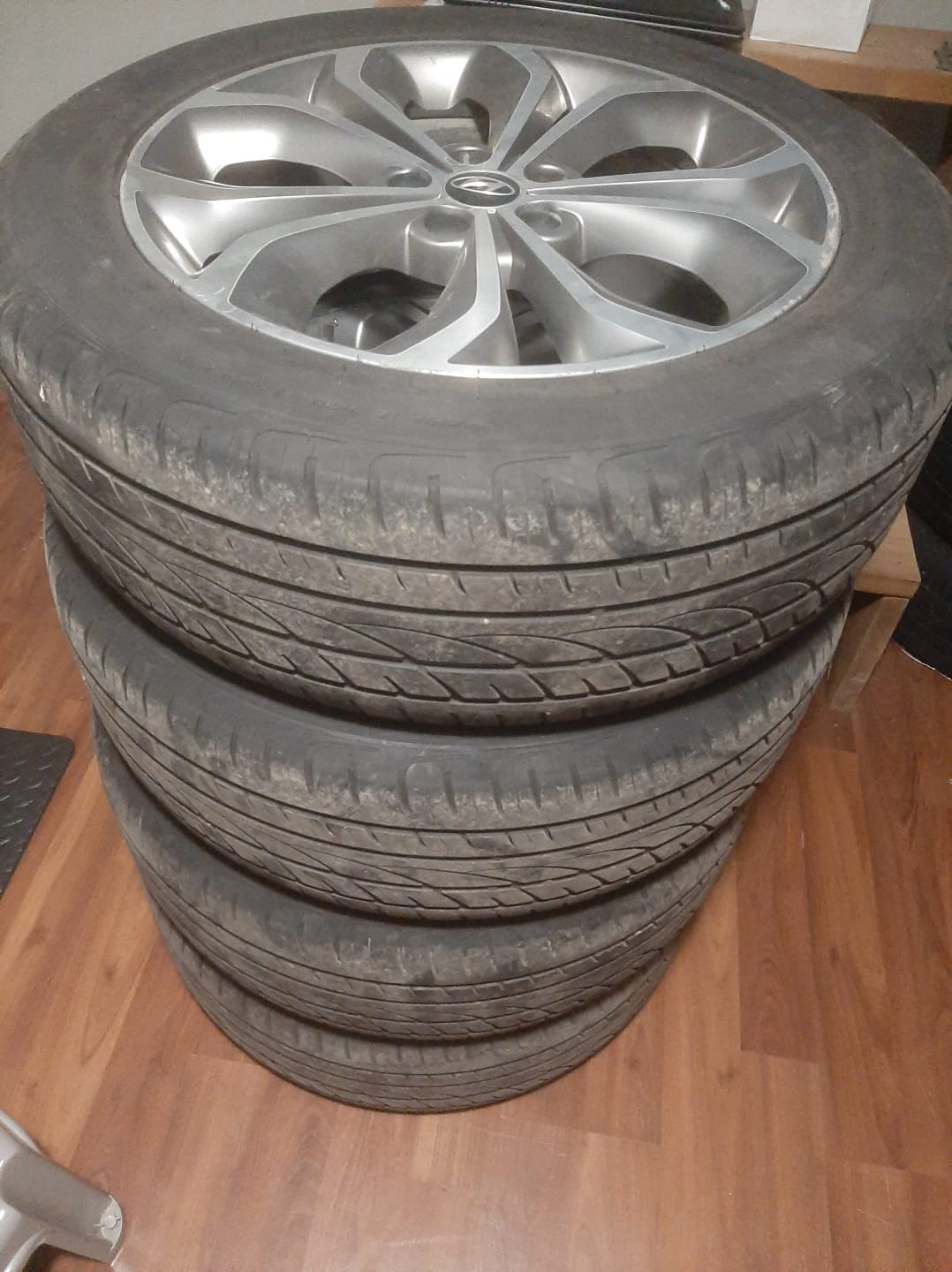 19 inch Hyundai Santafe rims+tires - photo 3