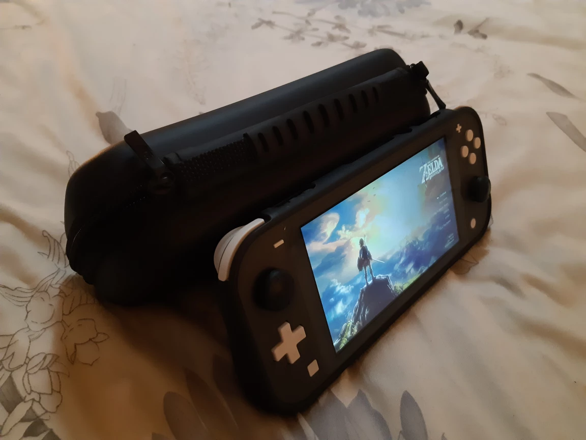 Nintendo switch lite Bundle - 200Gb - photo 4