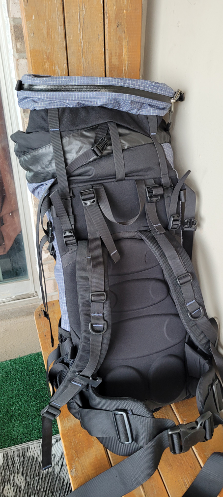 MEC Women's Backpacking Backpack image indicator(2)