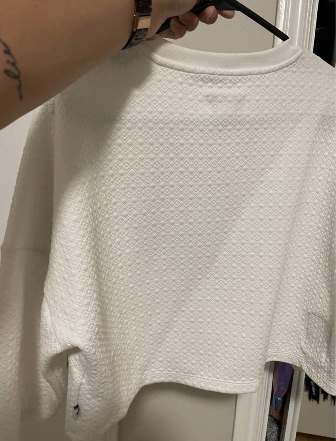 Adidas oversize cropped image indicator(3)