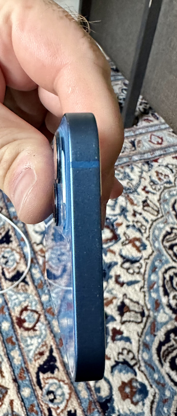 iPhone 13 128gb cellphone - photo 5