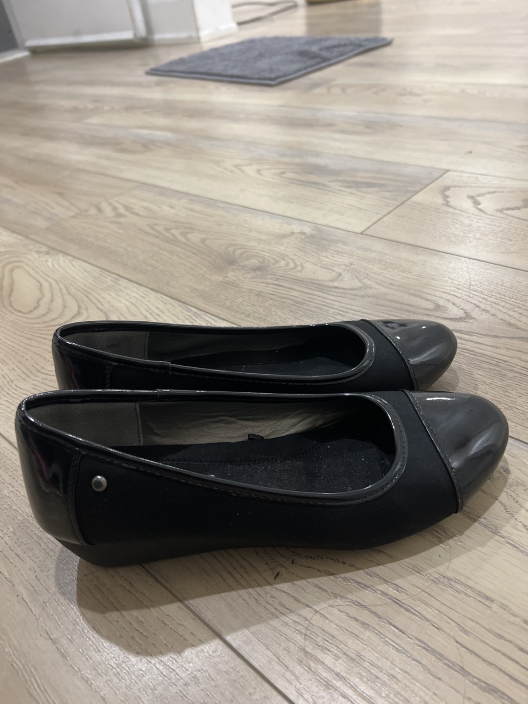 Black platforms office wear image indicator(3)