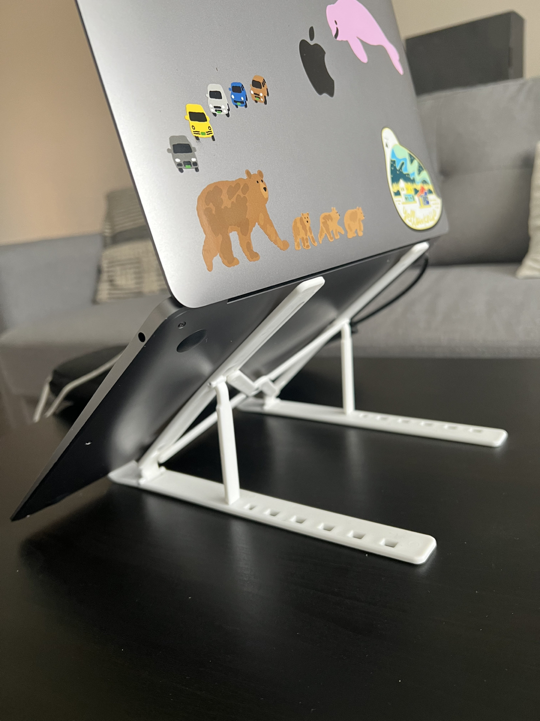 Portable laptop stand (white or black)