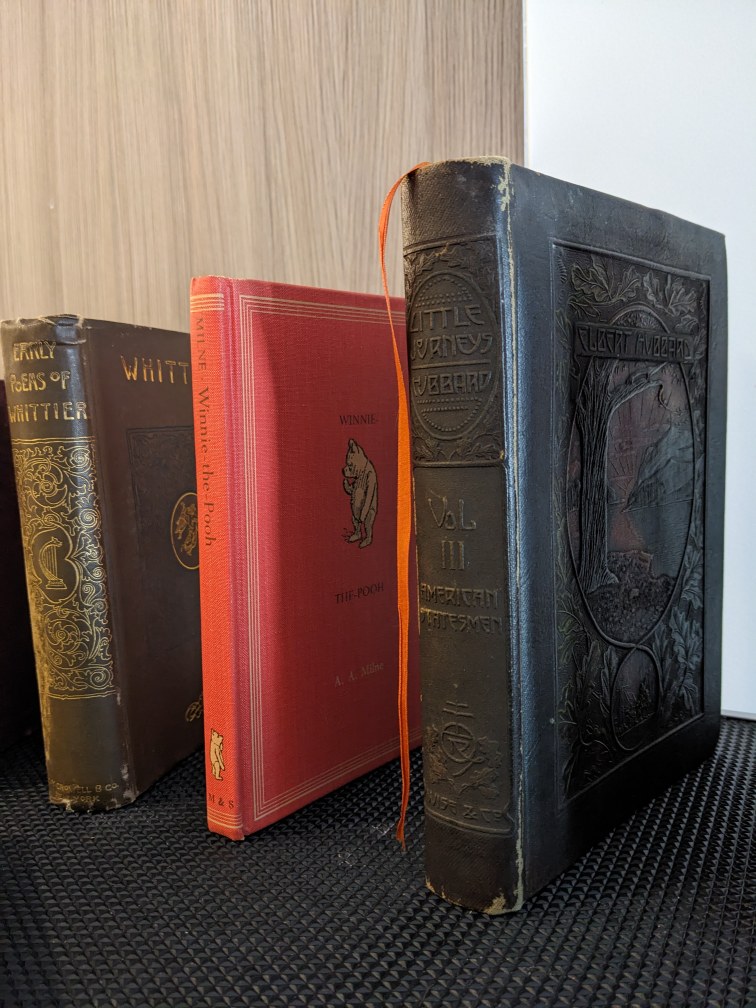Book Sale - photo 3