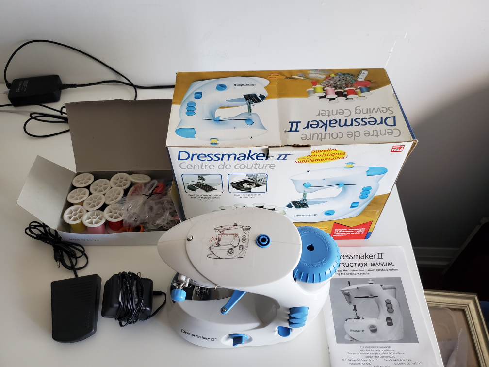 Dressmaker 2 Sewing Machine Set