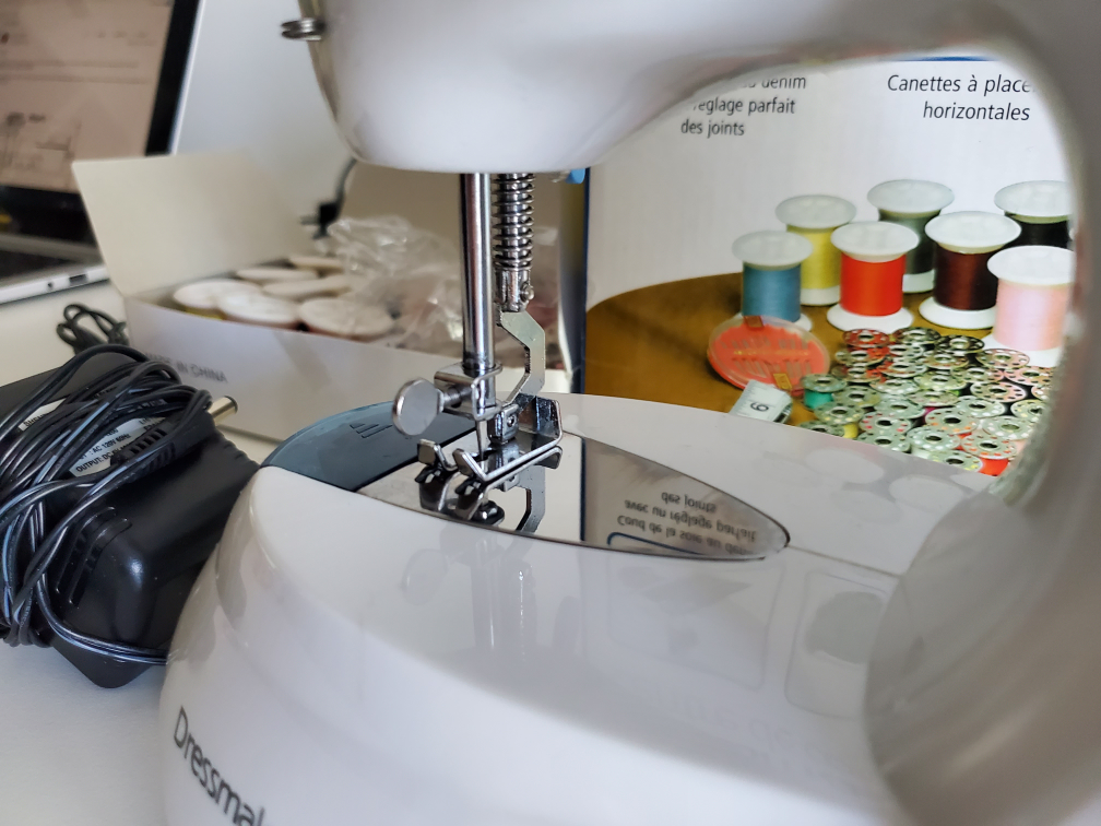 Dressmaker 2 Sewing Machine Set - photo 3