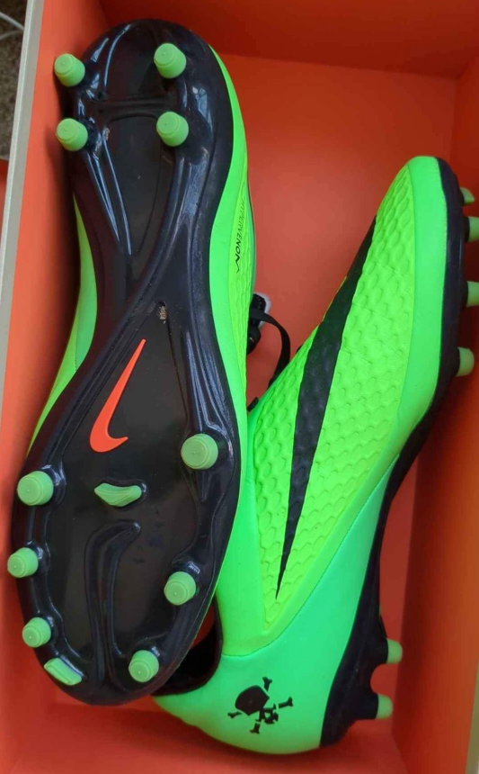 soccer cleat image indicator(6)