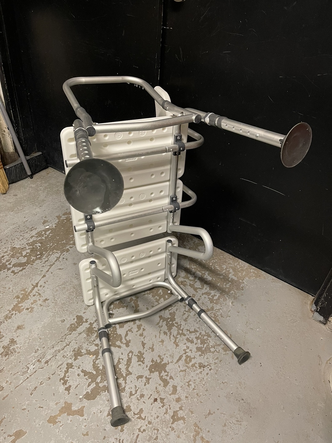 Drive Transfer Bench with Curtain Guard Protection image indicator(5)