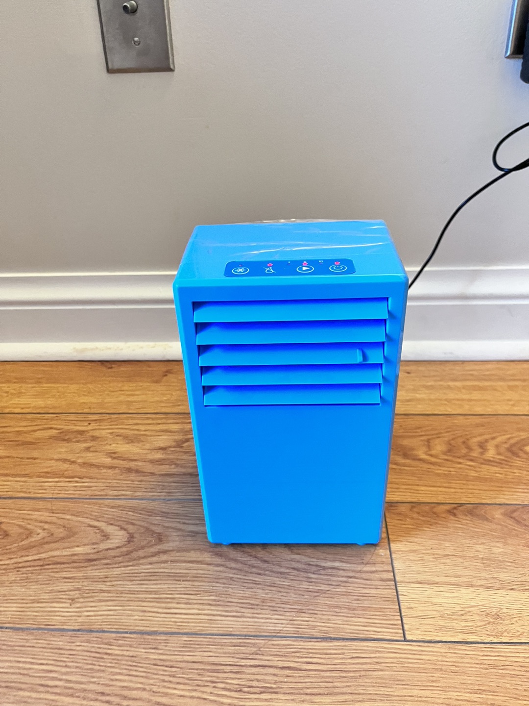 Desktop portable air conditioner fan cooler thumbnail