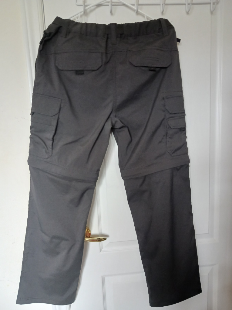 Men's black pants cum shorts image indicator(2)