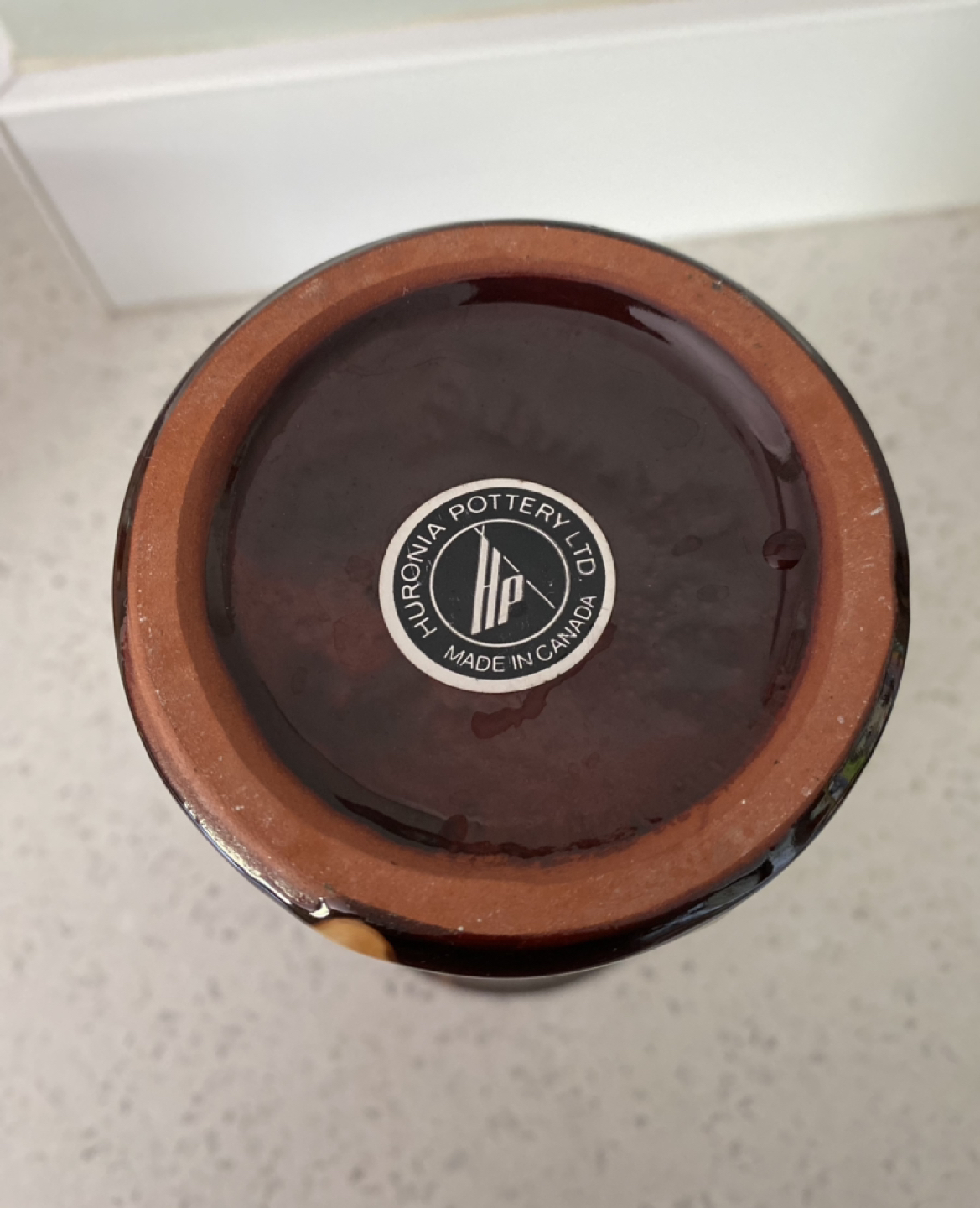 Vintage Huronia drip vase image indicator(4)