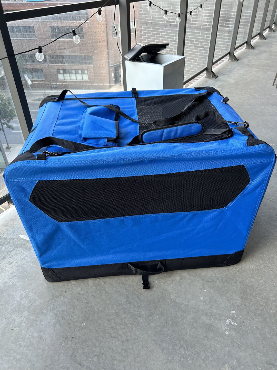 Dog travel crate (Amazon Basics) - Size Medium (36 inches) - photo 3