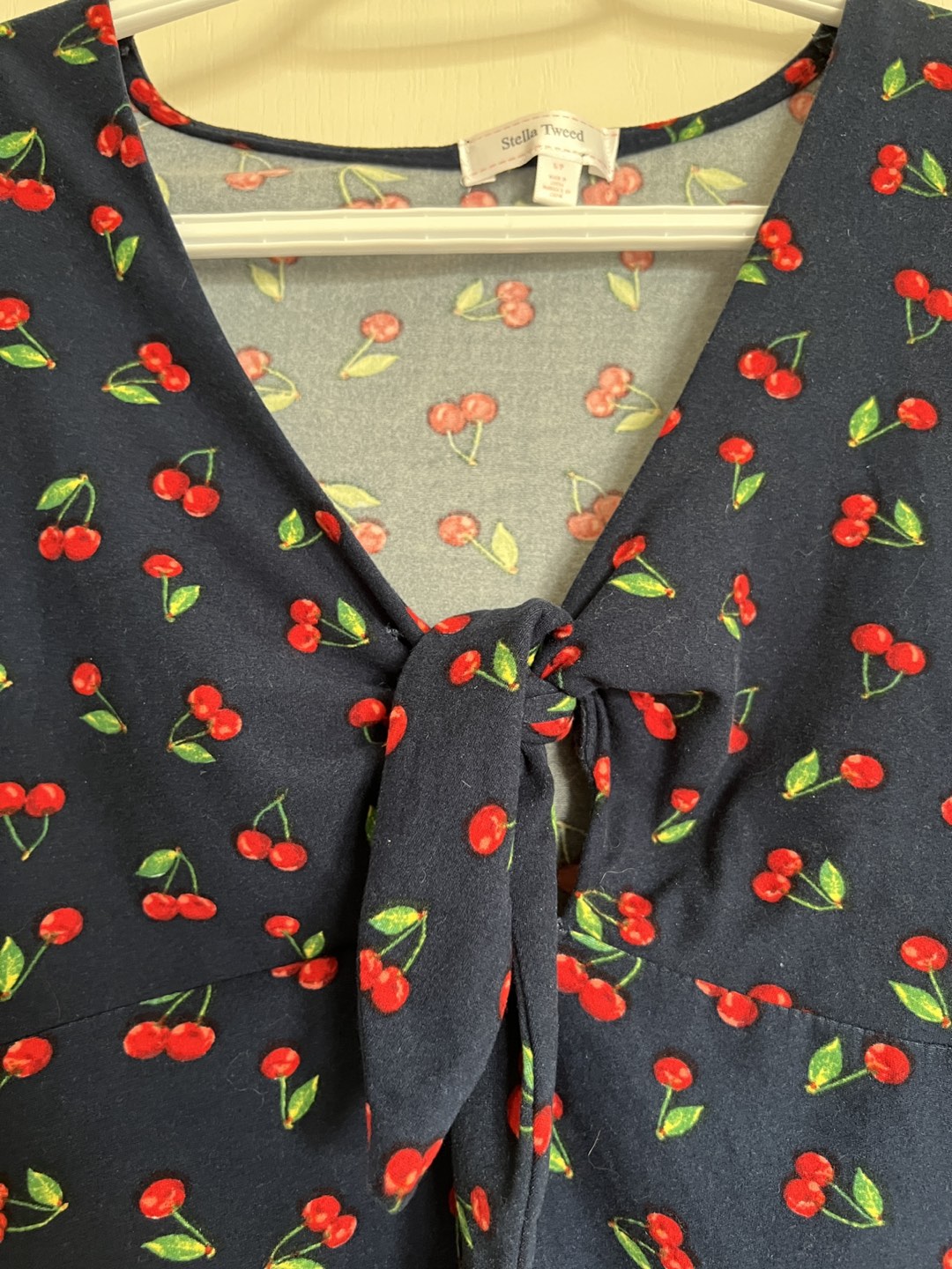 Stella Tweed Cherry Top image indicator(4)