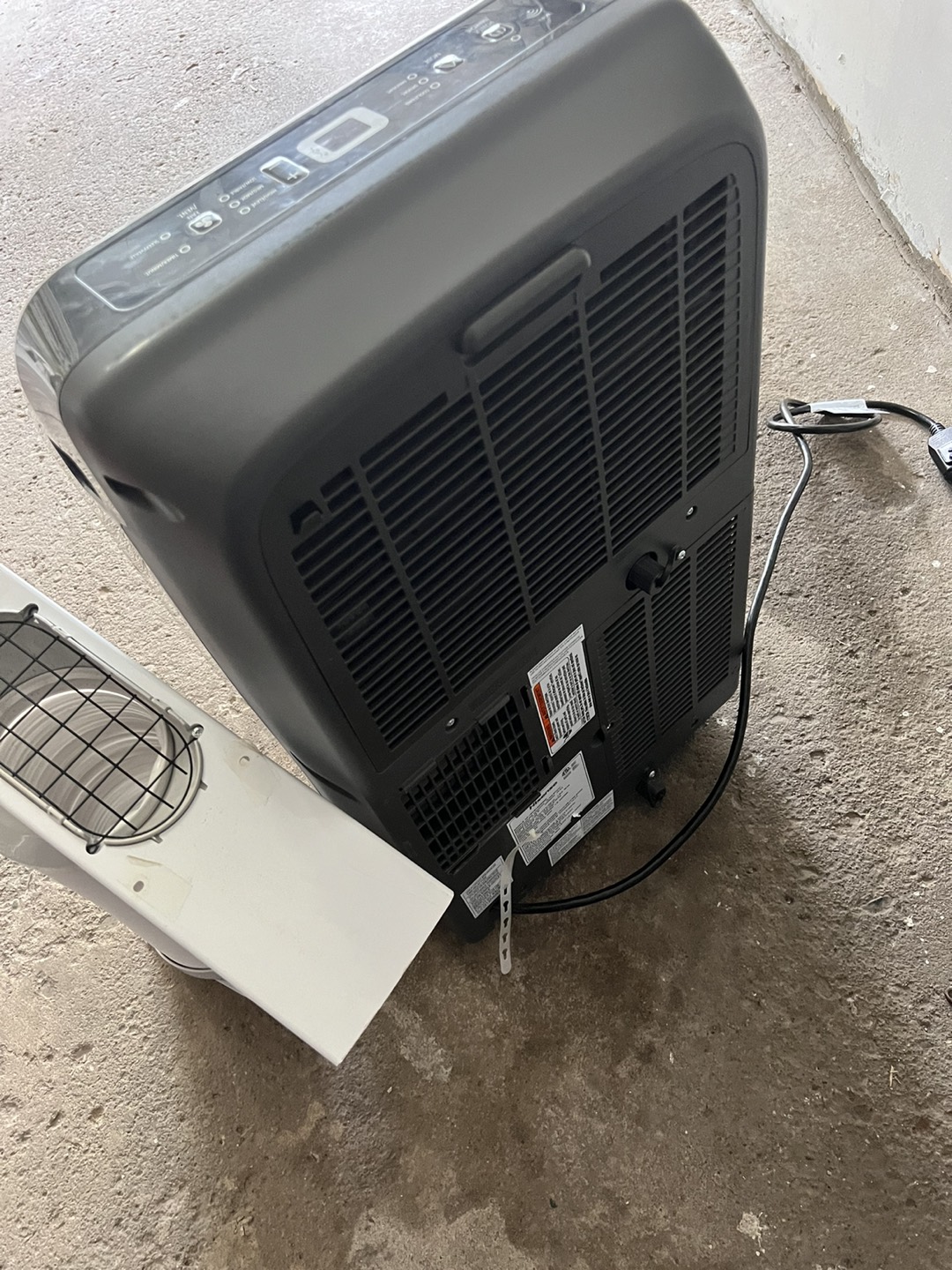 Air conditioner - photo 2